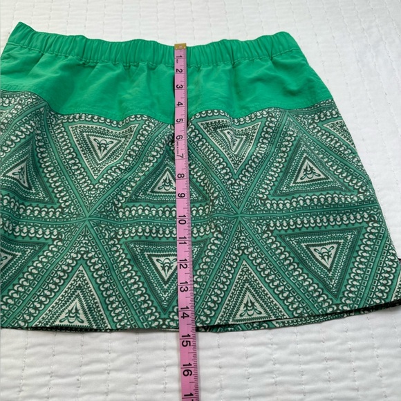 Patagonia Aztec Baggies Green Mini Skirt with Geometric Design With Pockets - Picture 4 of 12